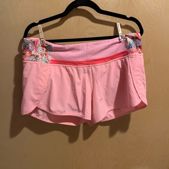 Lululemon run times short - Picture 3 of 6